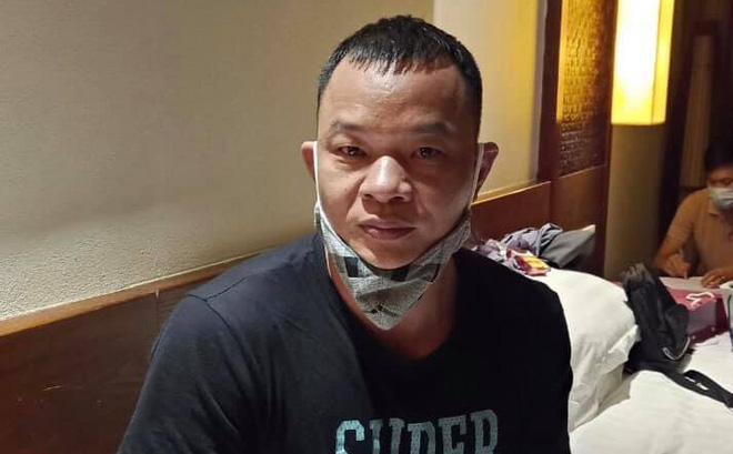 Đ&agrave; Nẵng b&ugrave;ng ph&aacute;t dịch Covid-19, 2 người Trung Quốc ở Đ&agrave; Nẵng trốn ra Huế - Ảnh 1.
