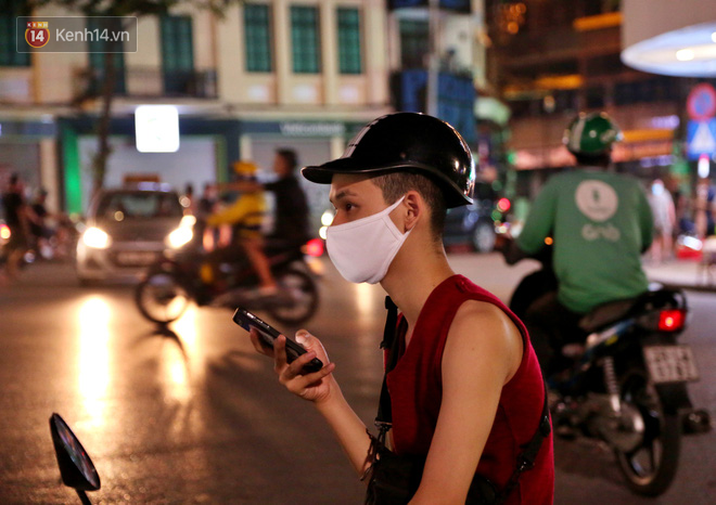 Hà Nội bình tĩnh, không chủ quan trước dịch COVID-19: “Mình đã thắng và sẽ thắng tiếp thôi” - Ảnh 8.