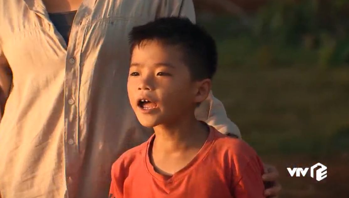 3 kiểu logic trời ơi đất hỡi ở C&aacute;t Đỏ: Em g&aacute;i mộng mơ v&ocirc; tư m&acirc;y mưa đến c&oacute; bầu nhưng qu&ecirc;n hỏi t&ecirc;n cha đứa b&eacute; - Ảnh 5.