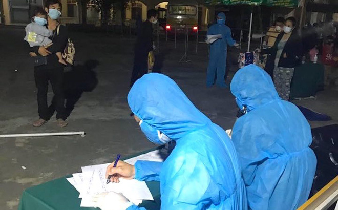 178 người ở Nghệ An và Hà Tĩnh có yếu tố dịch tễ đã âm tính lần 1 với SARS-CoV-2 - Ảnh 1.