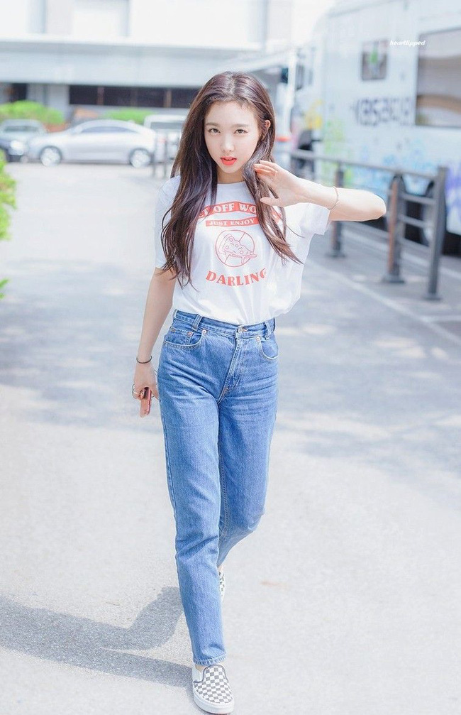 Nayeon (TWICE) không quá cao, toàn mặc đồ đơn giản nhưng style vẫn sành điệu và tôn dáng hết cỡ - Ảnh 12.