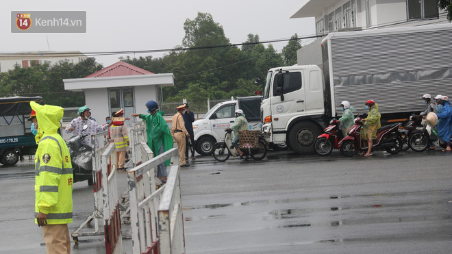 Đà Nẵng lập 8 chốt kiểm soát người và phương tiện ra vào thành phố - Ảnh 2.