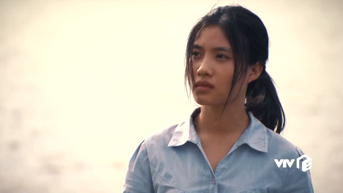 3 kiểu logic trời ơi đất hỡi ở C&aacute;t Đỏ: Em g&aacute;i mộng mơ v&ocirc; tư m&acirc;y mưa đến c&oacute; bầu nhưng qu&ecirc;n hỏi t&ecirc;n cha đứa b&eacute; - Ảnh 2.