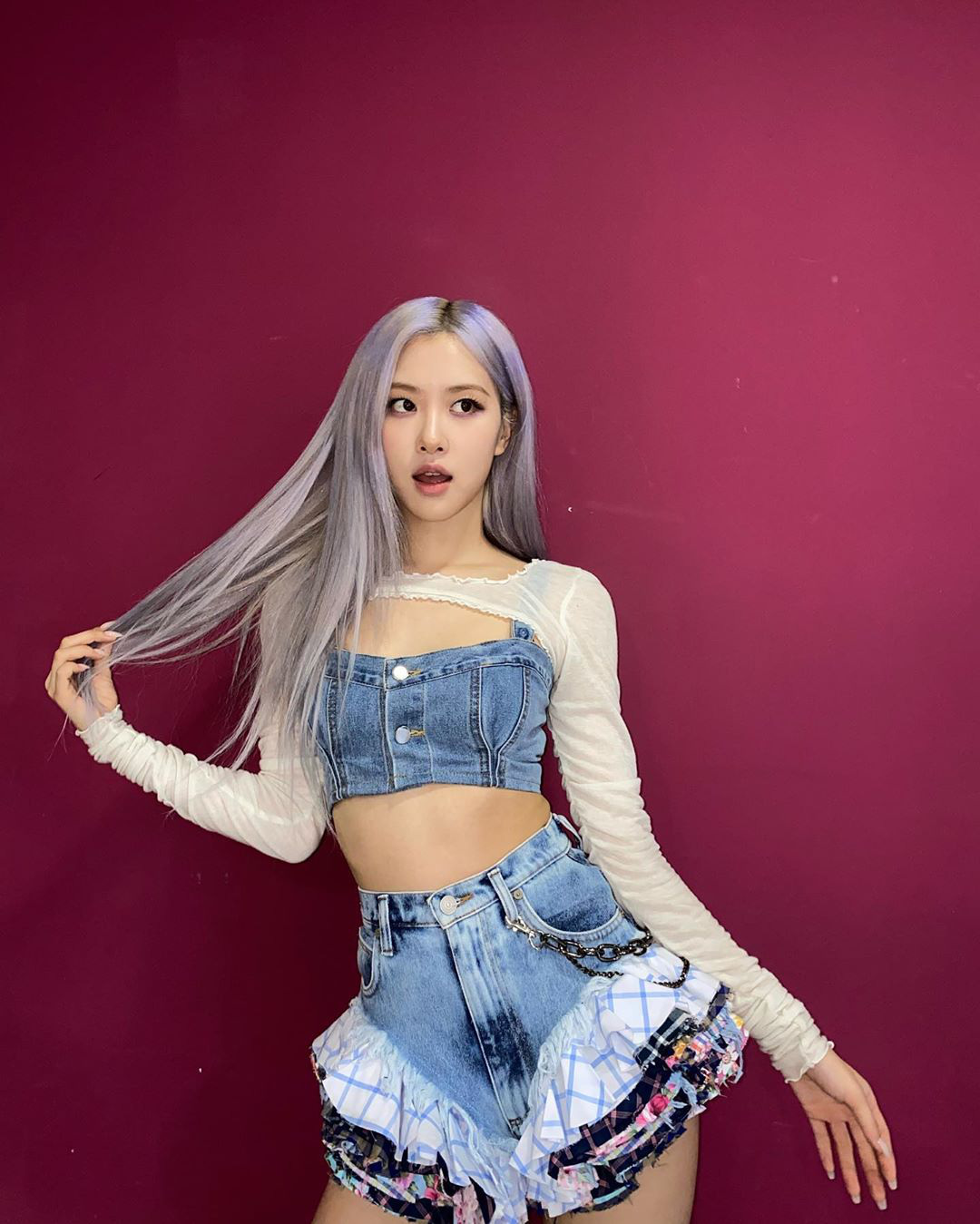 Stylist lại dí cho Jennie và Rosé trang phục biểu diễn khó cảm, Lisa thì mờ nhạt, được mỗi Jisoo khá khẩm nhất - Ảnh 5.