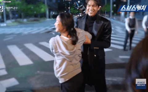 Chủ đề hot nhất hôm nay Lee Min Ho chắc chắn đang hẹn hò Kim Go Eun: Lộ bằng chứng cùng mừng sinh nhật, qua lại quá rõ! - Ảnh 3.