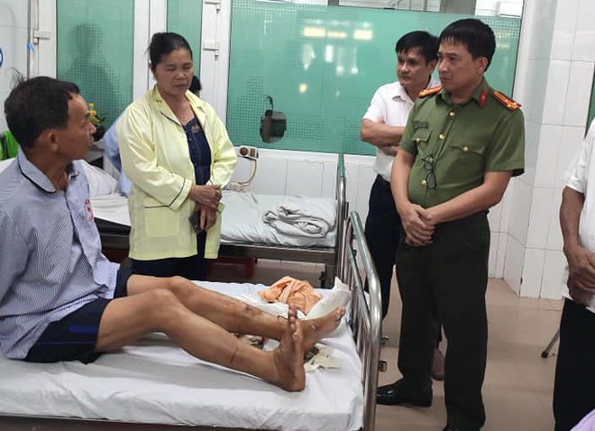 Vụ 3 bố con n&eacute;m đ&aacute;, ch&eacute;m đứt g&acirc;n c&ocirc;ng an: C&aacute;c đối tượng ra đầu th&uacute; sau khi bỏ trốn - Ảnh 4.
