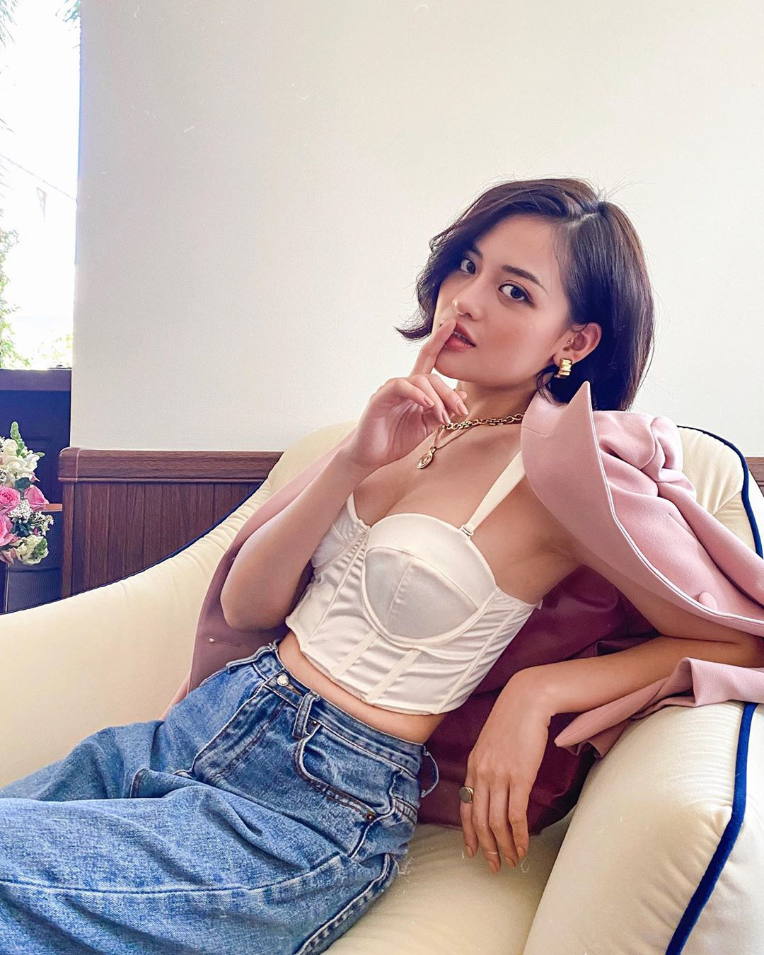 Cô Cám xấu tính của Tình yêu và tham vọng: Style trong phim sang chảnh nhưng ngoài đời còn sexy đốt mắt hơn gấp vạn lần - Ảnh 8.