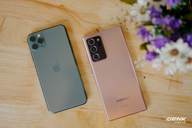 So sánh nhanh Galaxy Note20 Ultra với iPhone 11 Pro Max: Một chín một mười? - Ảnh 1.