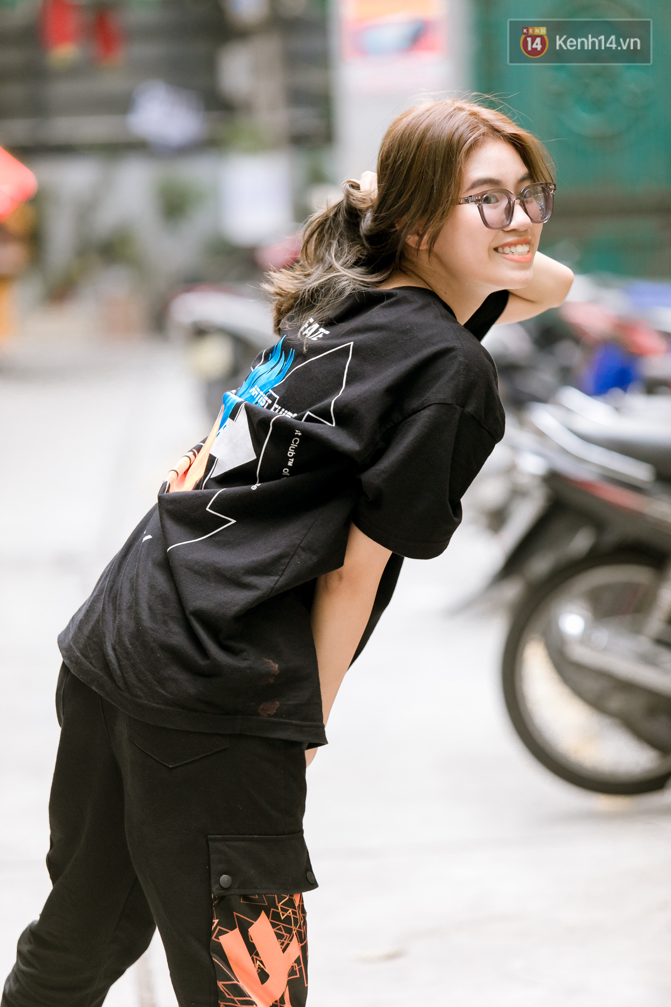 Pháo - rapper 17 tuổi đang gây bão: Thi King Of Rap vì tên ngầu hơn Rap Việt, nếu không theo âm nhạc nhất định sẽ đi bán trà đá! - Ảnh 12. Pháo - rapper 17 tuổi đang gây bão: Thi King Of Rap vì tên ngầu hơn Rap Việt, nếu không theo âm nhạc nhất định sẽ đi bán trà đá! - Ảnh 12.