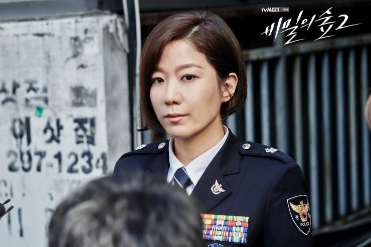 7 điểm khiến ta phải nhảy hố si&ecirc;u phẩm Secret Forest 2: Th&acirc;m s&acirc;u hơn phần 1, lại c&ograve;n lắm th&iacute;nh từ chị đại Bae Doo Na! - Ảnh 6.