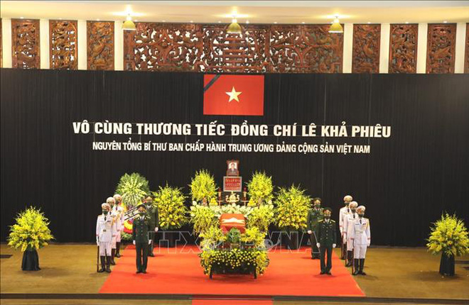 Cử hành trọng thể Lễ Quốc tang nguyên Tổng Bí thư Lê Khả Phiêu - Ảnh 1.