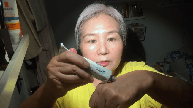 60 tuổi da vẫn căng mịn kh&ocirc;ng nếp nhăn: Cụ b&agrave; bật m&iacute; tu&yacute;p kem tin tưởng suốt 6 năm qua, chia sẻ c&ocirc;ng thức 1:1 đ&aacute;ng học hỏi - Ảnh 8.