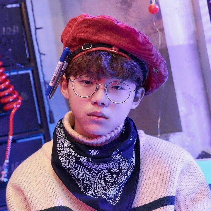 Những nghệ sĩ từng công khai đá xéo BTS: Rapper 15 tuổi gọi RM là thiểu năng nhưng gắt nhất là màn rap diss của Bobby (iKON) - Ảnh 1. Những nghệ sĩ từng công khai đá xéo BTS: Rapper 15 tuổi gọi RM là thiểu năng nhưng gắt nhất là màn rap diss của Bobby (iKON) - Ảnh 1.