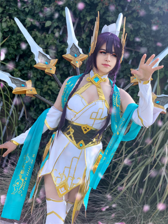 Báo động: Sneaky cosplay ngày càng sexy, quần áo cắt xén hở bạo khiến fan liên tục dính trap siêu kinh điển - Ảnh 17.