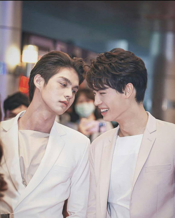 Giải m&atilde; sức h&uacute;t phim đam mỹ 2gether: Đ&ocirc;i Bright - Win đ&atilde; đẹp lại c&ograve;n quấn nhau kh&ocirc;ng rời, nh&igrave;n ph&aacute;t hờn lu&ocirc;n &aacute;! - Ảnh 21.