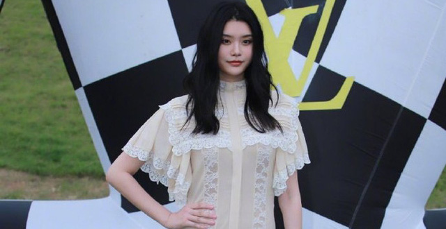 Ming Xi từ nay sẽ không chụp ảnh nội y hở hang, kết thúc hợp đồng Victorias Secret vì mang thân phận nàng dâu danh giá? - Ảnh 2.