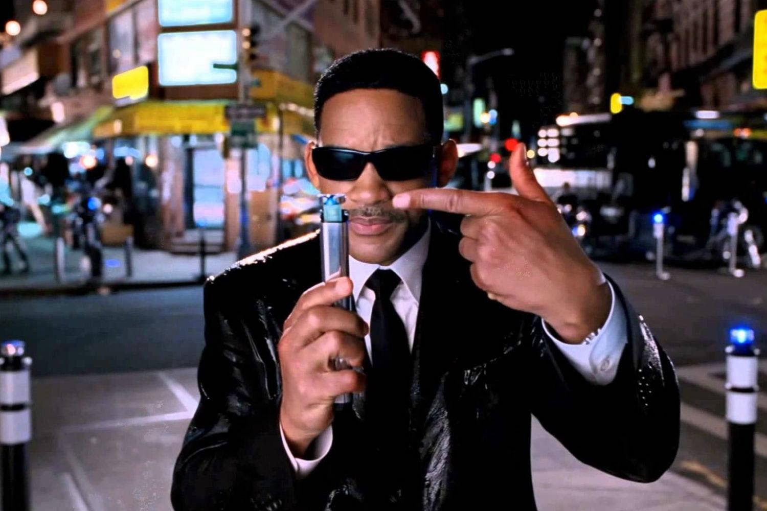 5 rapper thích chí lấn sân phim ảnh: HLV Rap Việt Karik vừa đổi nghề đã gặp ngay bom xịt buồn một cục! - Ảnh 2. 5 rapper thích chí lấn sân phim ảnh: HLV Rap Việt Karik vừa đổi nghề đã gặp ngay bom xịt buồn một cục! - Ảnh 2.