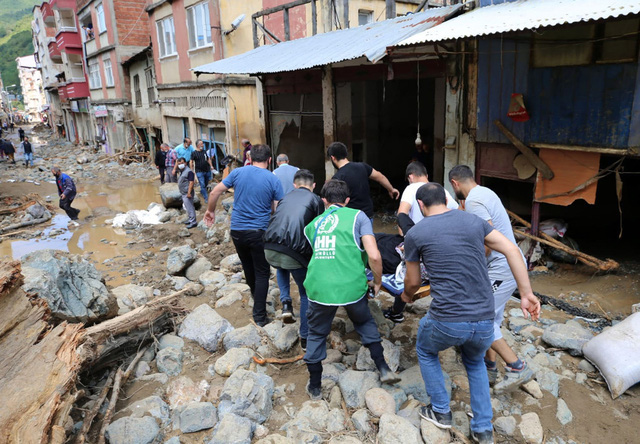Lũ lụt gây thiệt hại nghiêm trọng ở miền Bắc Thổ Nhĩ Kỳ, ít nhất 5 người thiệt mạng - Ảnh 6.