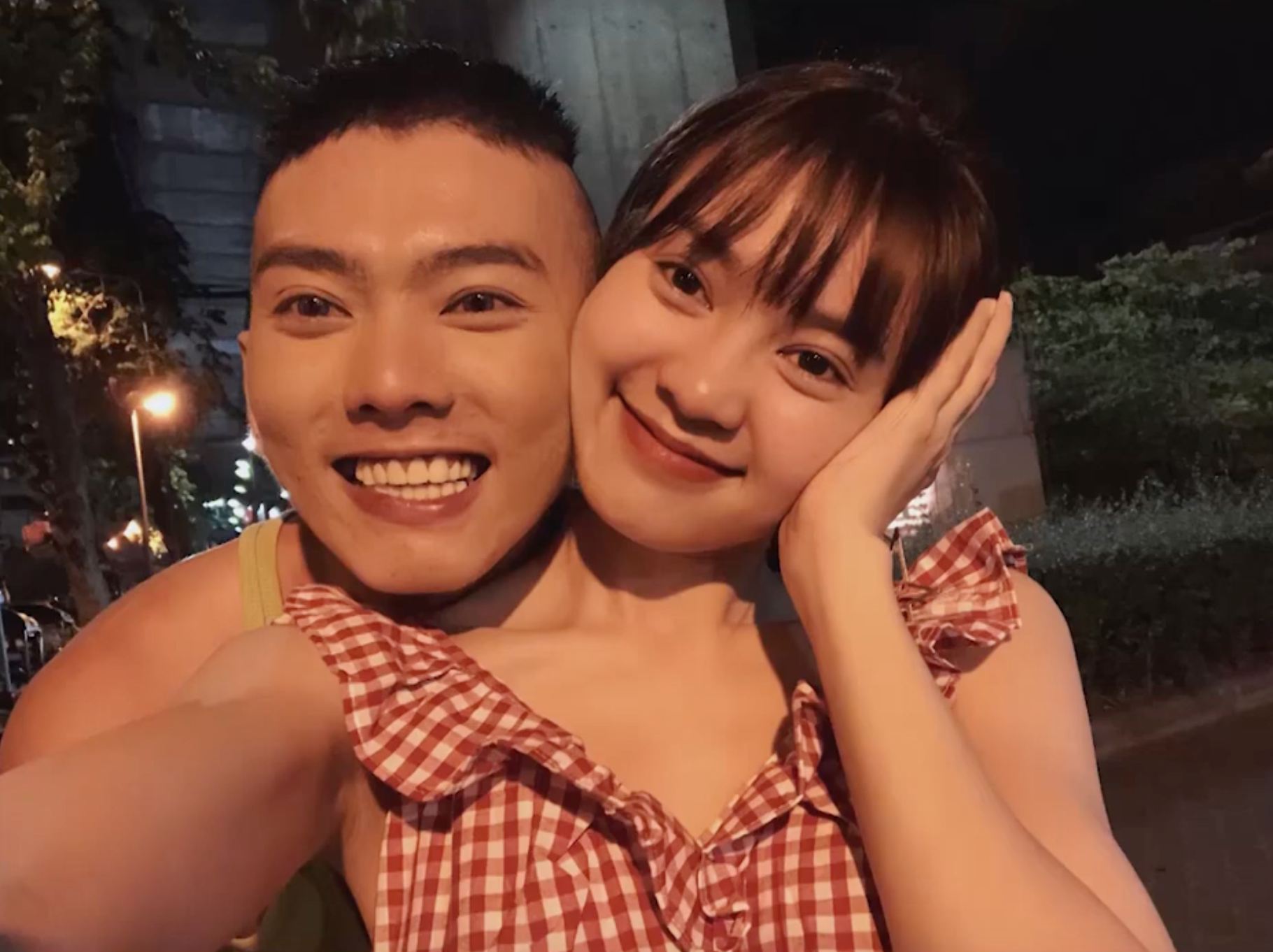 Lan Ngọc oà khóc trên truyền hình khi nói lời xin lỗi muộn màng tới người bạn thân đã mất - Ảnh 4. Lan Ngọc oà khóc trên truyền hình khi nói lời xin lỗi muộn màng tới người bạn thân đã mất - Ảnh 4.