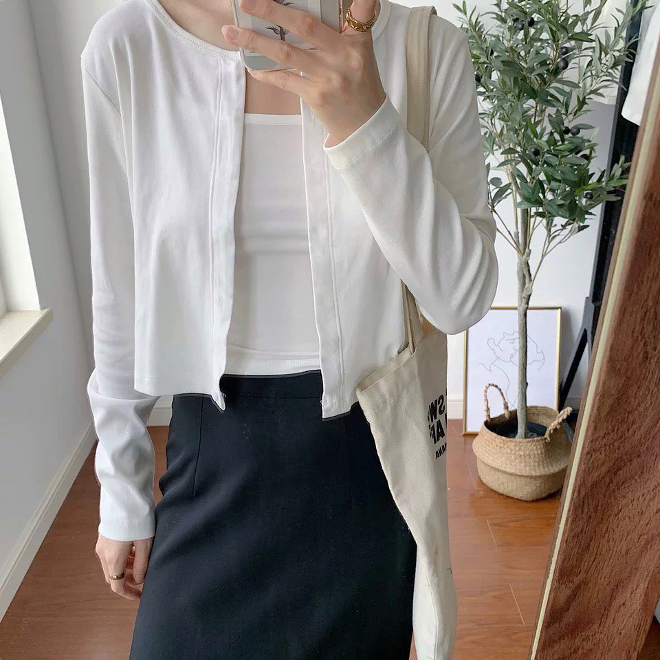 5 kiểu áo xinh - rẻ nhưng lại làm nên outfit sành điệu của hội gái xinh Instagram, không đu theo hơi phí - Ảnh 11.