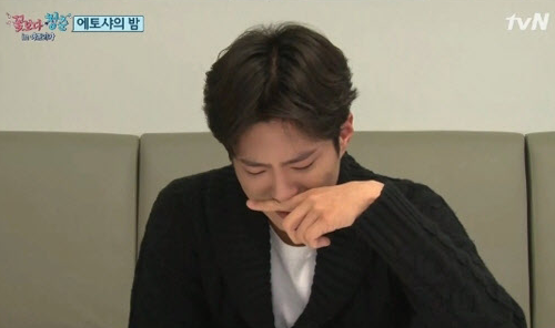 Park Bo Gum: Cậu bé mất mẹ gánh nợ 16 tỷ thành tài tử thị phi bất đắc dĩ, hết bị đồn yêu sao nữ U50 đến phá hoại gia đình Song Song - Ảnh 4.