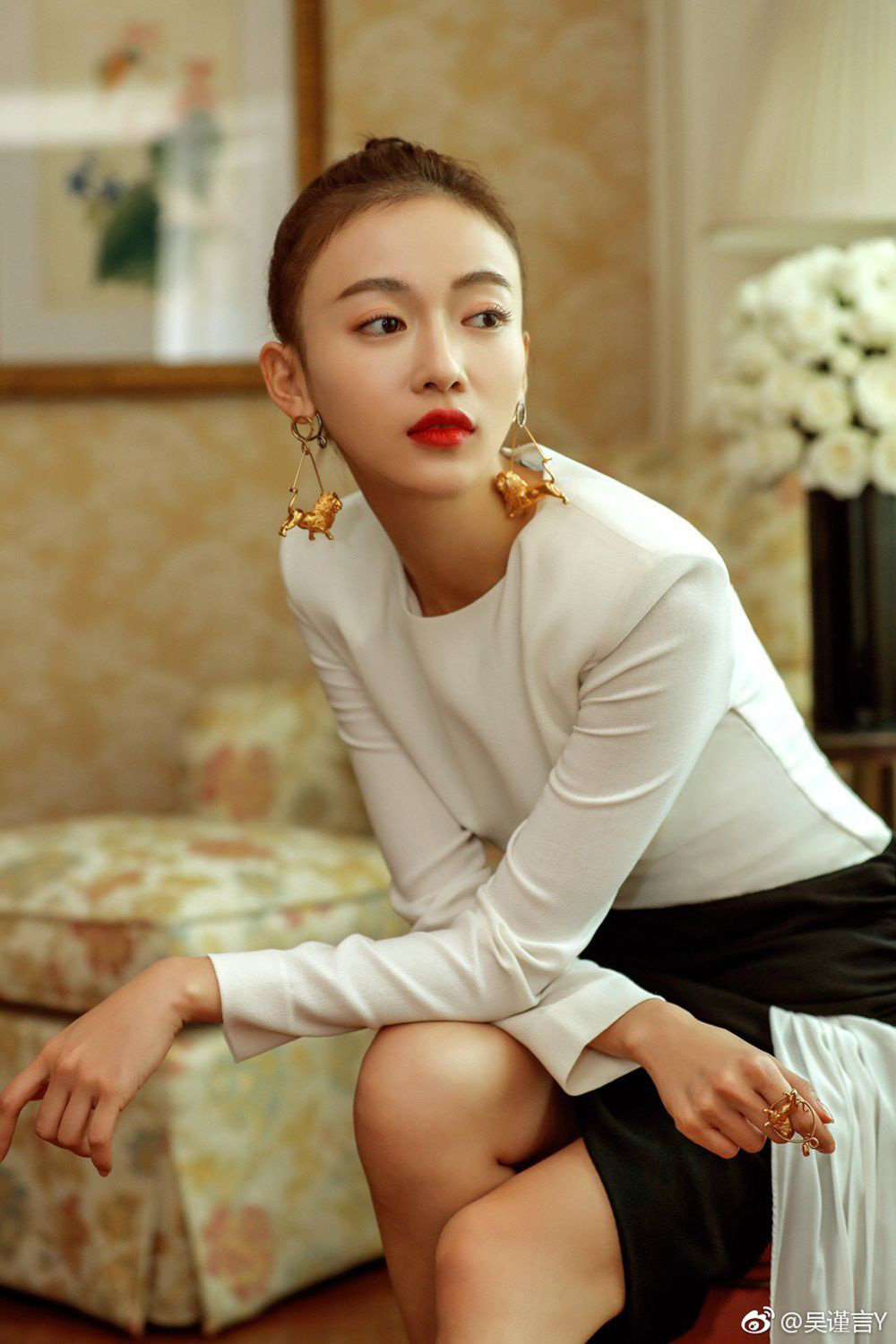 Tranh cãi BXH 55 sao nữ có gương mặt đẹp nhất châu Á: BLACKPINK, Nhiệt Ba thấp bất ngờ, top 5 đều quá khó hiểu 12 Tranh cãi BXH 55 sao nữ có gương mặt đẹp nhất châu Á: BLACKPINK, Nhiệt Ba thấp bất ngờ, top 5 đều quá khó hiểu