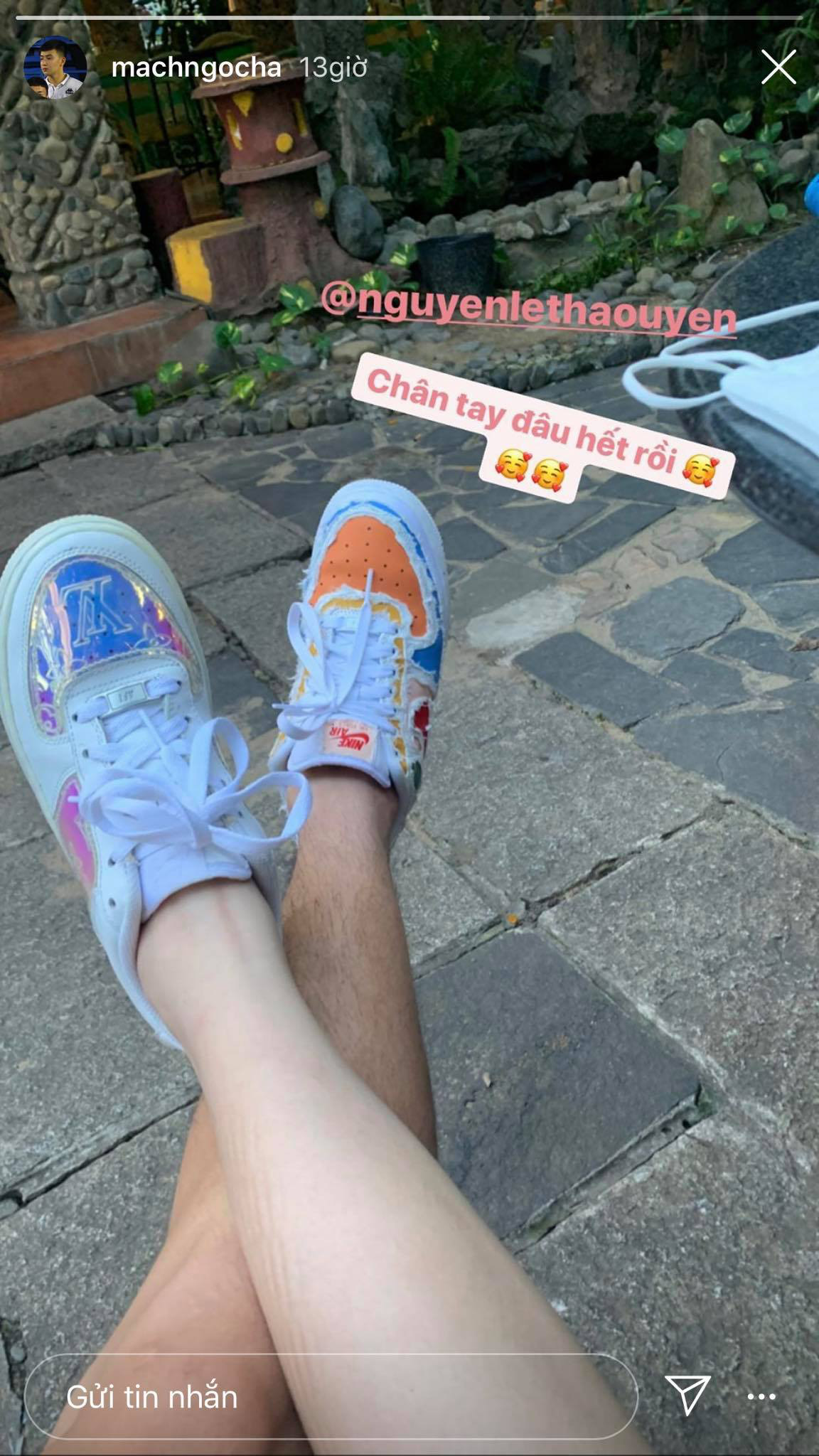 Miệng chối đ&acirc;y đẩy nhưng cặp cầu thủ - g&aacute;i xinh lại mải miết tung hint, t&iacute;nh bao giờ c&ocirc;ng khai ấy nhờ? - Ảnh 2.