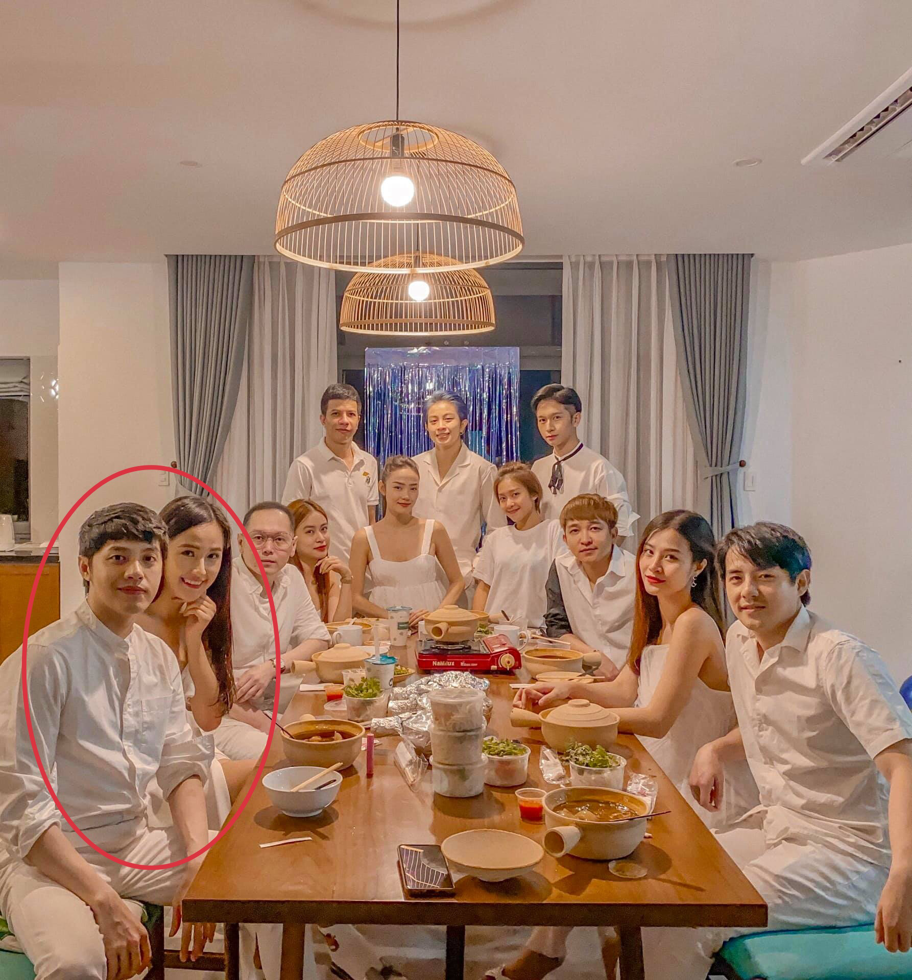 "Gia đình văn hoá" mừng sinh nhật Khả Ngân, vị trí của Noo ...