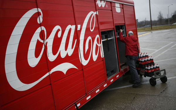 Kết quả kinh doanh tồi tệ nhất 134 năm, Coca-Cola sa thải 4.000 nhân sự, tái cấu trúc cấp độ toàn cầu - Ảnh 1.