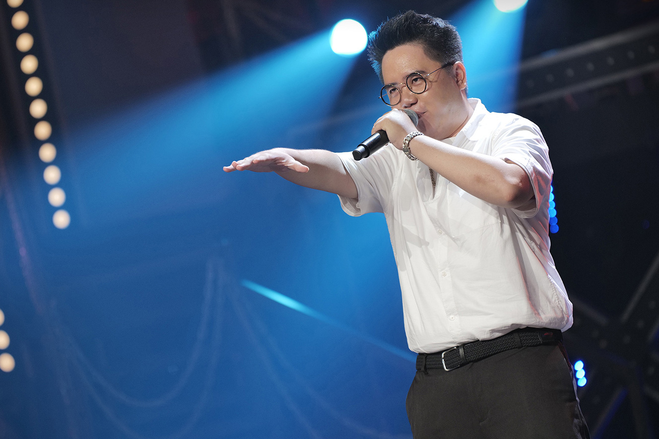 2 thầy gi&aacute;o ph&aacute; đảo s&acirc;n khấu Rap Việt: Ai bảo học Sư phạm l&agrave; chỉ c&oacute; thể đứng tr&ecirc;n giảng đường? - Ảnh 5.