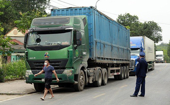 Trong đêm, Quảng Ninh lập khẩn cấp các chốt phòng dịch khu vực giáp Lạng Sơn - Ảnh 1.