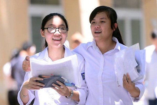 Điểm trúng tuyển đại học của thí sinh thi tốt nghiệp đợt 2 liệu có thấp hơn đợt 1? - Ảnh 1.