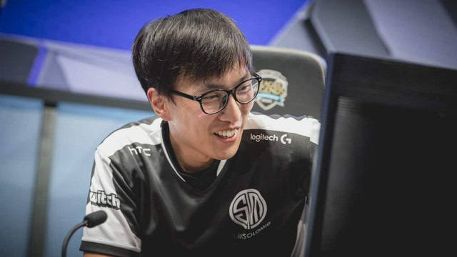 Doublelift cầu hôn nữ chủ tịch TSM và bị phũ cực mạnh - Không qua vòng bảng CKTG thì cưới xin gì - Ảnh 1.