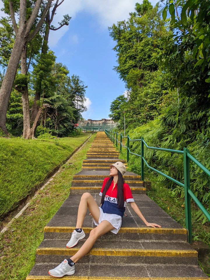 Tuyet Lan life and her fiancé in Singapore: Brand, lemongrass travel, but the biggest attention is the luxury apartment - Photo 13.