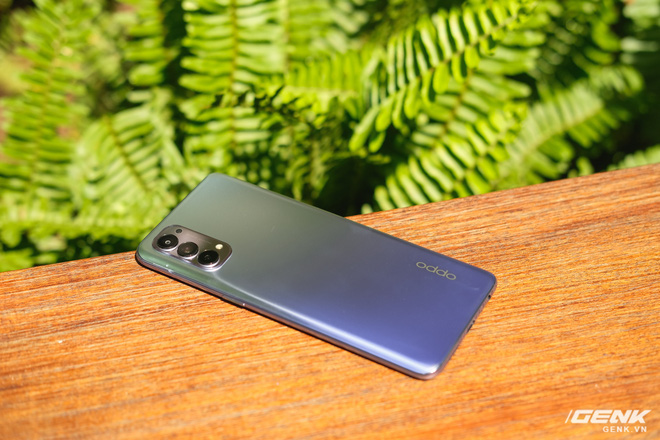 Trên tay Reno4 màu Tím Khói: Một lần nữa OPPO chứng tỏ được trình thiết kế rất có gu của mình - Ảnh 3.