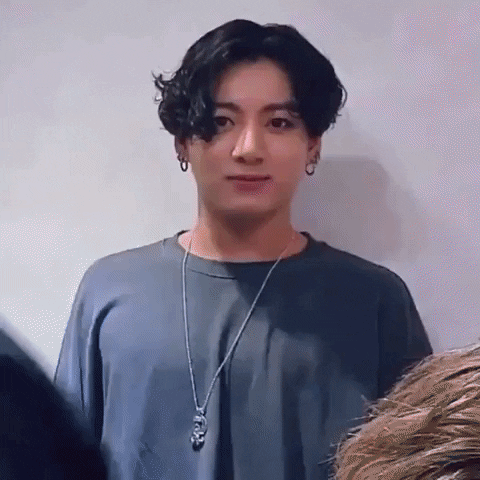 Ké ảnh mừng sinh nhật RM, Jungkook lên top trend tận 45 quốc gia vì... buộc tóc thôi mà tưởng mỹ nhân nào lọt giữa BTS - Ảnh 5.