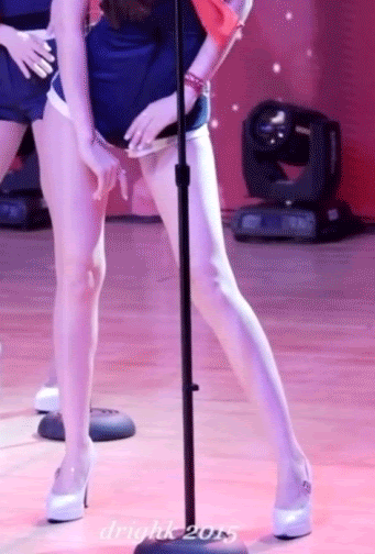 Netizen đã tìm ra lý do vì sao idol nữ không thể từ bỏ giày cao gót dù họ phải nhảy nhót và di chuyển liên tục - Ảnh 8.