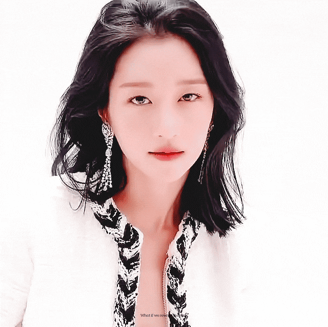 Knet phát sốt với bộ ảnh tạp chí mới của điên nữ Seo Ye Ji: Nhìn xa đã xinh, zoom gần mới càng thêm sốc - Ảnh 8.