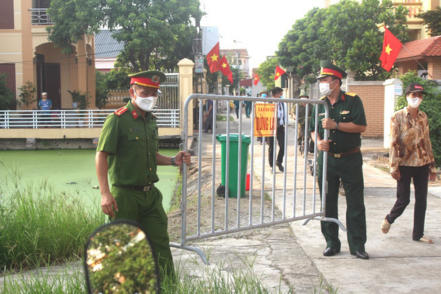 Hình ảnh đẹp tại khu dân cư cuối cùng tỉnh Hải Dương được dỡ bỏ phong tỏa, cách ly - Ảnh 13.