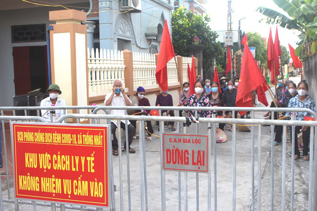 Hình ảnh đẹp tại khu dân cư cuối cùng tỉnh Hải Dương được dỡ bỏ phong tỏa, cách ly - Ảnh 8.