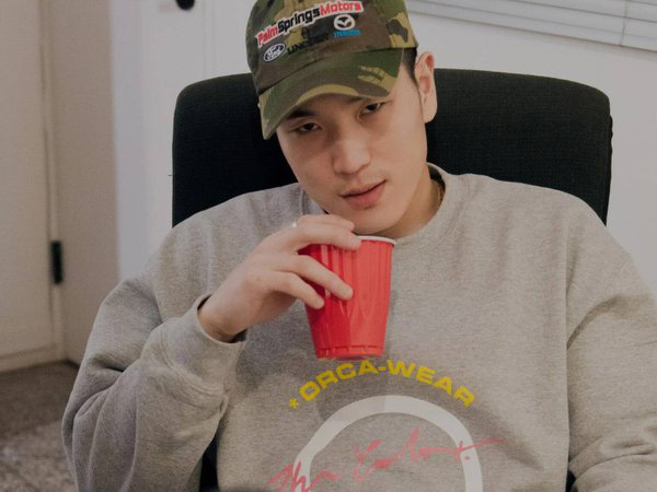 Những lần BTS trực tiếp cà khịa đồng nghiệp: Từ iKON cho đến nhà sản xuất của BIGBANG cũng không tha? - Ảnh 6.