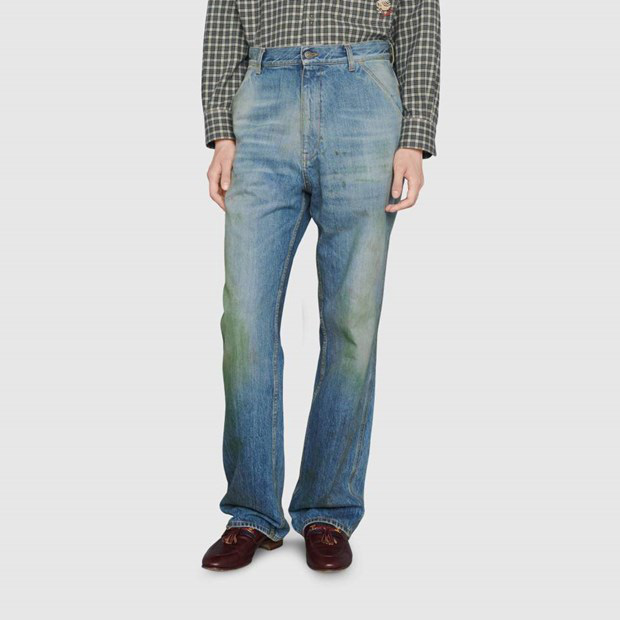 Gucci khiến dân tình cười xỉu khi ra mắt quần jeans phong cách xòe xe trời mưa giá 18 triệu - Ảnh 2.