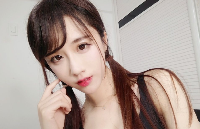 Donate hơn 500 triệu đồng cho nữ streamer xinh đẹp rồi bỗng hối hận, thanh niên kiện luôn idol ra tòa để đòi lại tiền - Ảnh 1.