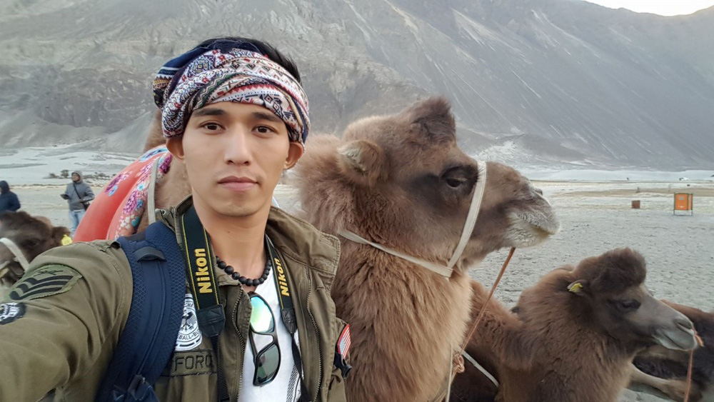 3 nam thần travel blogger mới của Việt Nam: Vì quá đẹp trai nên fan “mê như điếu đổ”, có người còn bỏ việc để được du lịch khắp nơi