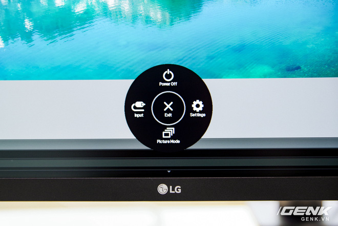 Trải nghiệm nhanh màn hình LG UltraFine Display 4K: thiết kế xịn sò, hiển thị ấn tượng... rất đáng tiền - Ảnh 12.