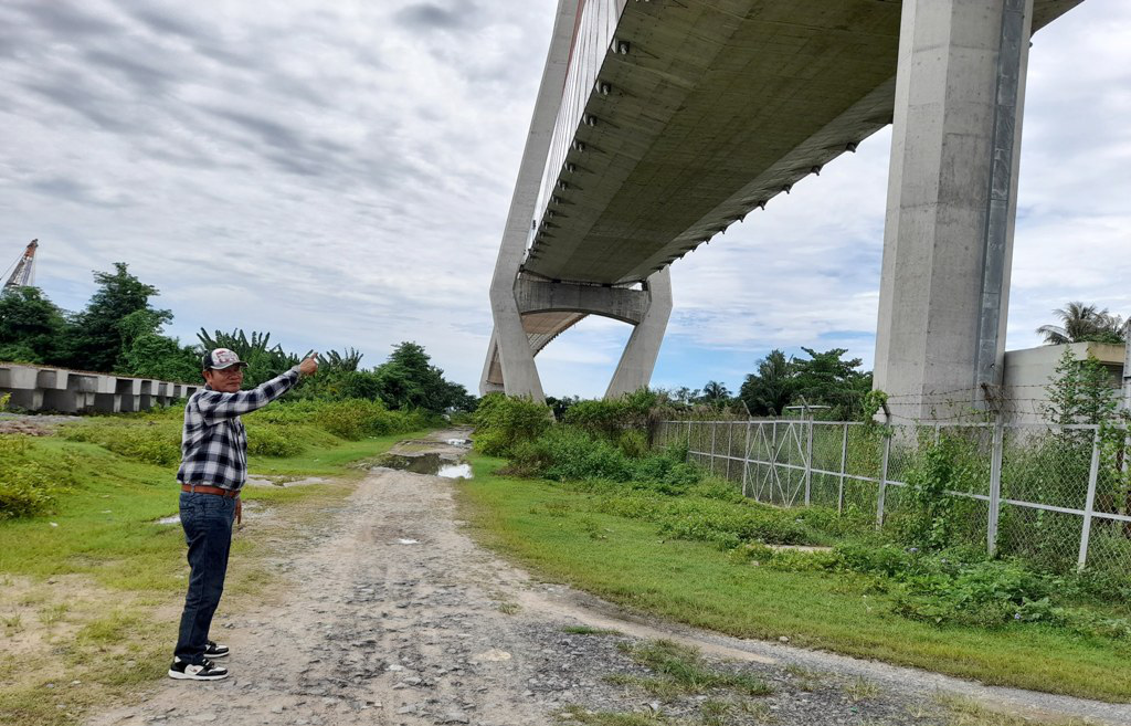 Nạn nhân sống sót hi hữu trong vụ sập nhịp dẫn cầu Cần Thơ 13 năm trước tiết lộ nhờ... đôi dép - Ảnh 4. Nạn nhân sống sót hi hữu trong vụ sập nhịp dẫn cầu Cần Thơ 13 năm trước tiết lộ nhờ... đôi dép - Ảnh 4.