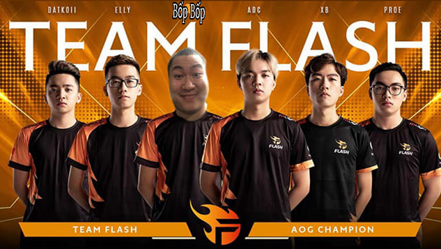 Harvin bất ngờ thả thính mời streamer Bốp Bốp về Team Flash, tương lai ADC và Elly sẽ đi về đâu? - Ảnh 5.