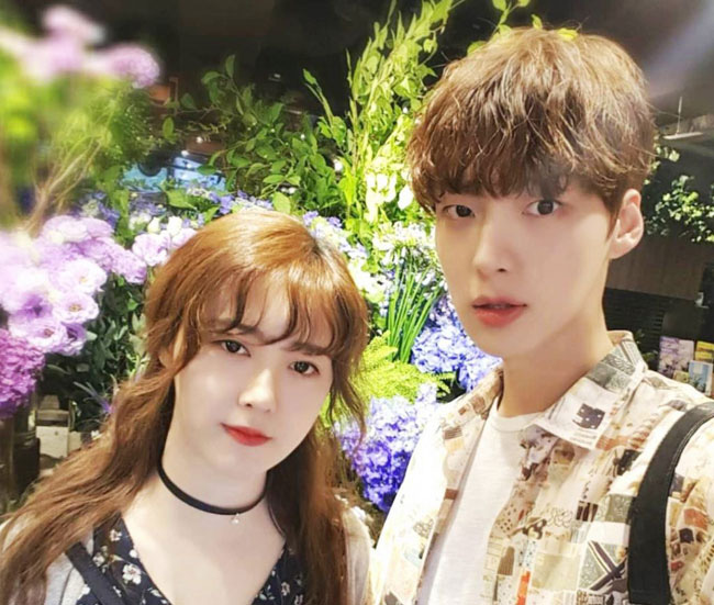 Tranh cãi Ahn Jae Hyun tuột dốc hậu ly hôn, Goo Hye Sun lên hương nhưng bị fan của chồng cũ khủng bố vì nhỉnh hơn - Ảnh 3.