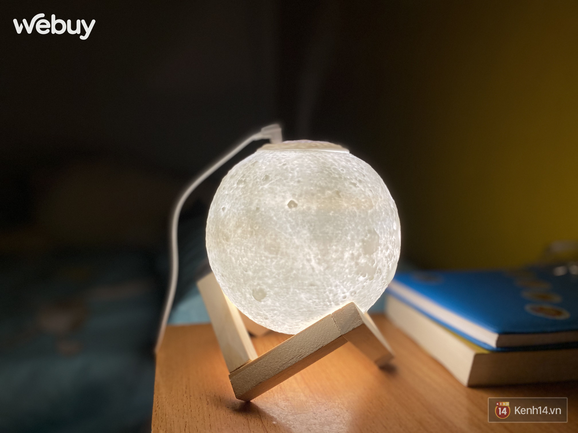 Đèn ngủ Ông Trăng giờ không chỉ biết chiếu sáng mà còn xông được cả tinh dầu thơm nức nữa kìa! - Ảnh 5. Đèn ngủ Ông Trăng giờ không chỉ biết chiếu sáng mà còn xông được cả tinh dầu thơm nức nữa kìa! - Ảnh 5.