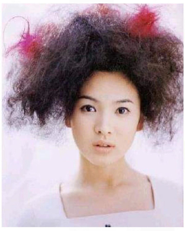 Kh&ocirc;ng ai ngờ rằng trong qu&aacute; khứ, Song Hye Kyo v&agrave; Kim Tae Hee từng c&oacute; quyết định sai lầm kh&ocirc;ng muốn nh&igrave;n lại đến thế n&agrave;y - Ảnh 7.
